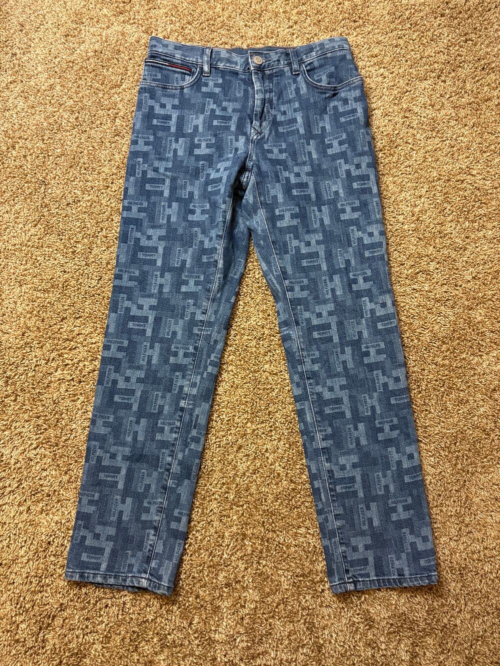 Tommy Hilfiger Monogram All Over Print Denim Jeans Mens Size 33x30 Blue
